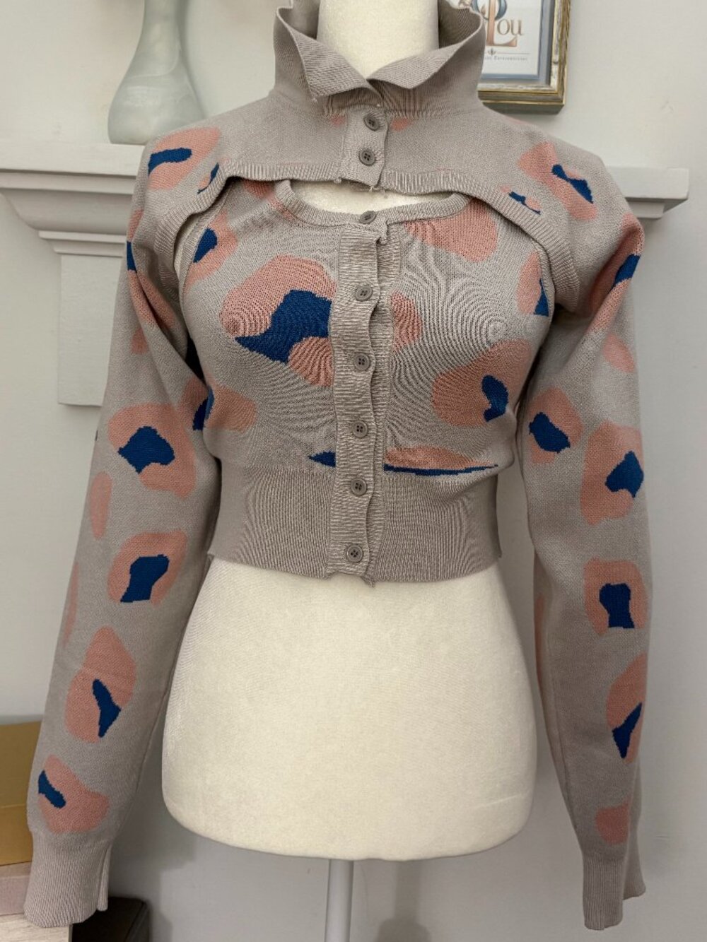 Halara NWT Abstract Print 2-in-1 Cape Cardigan Sweater • Size L